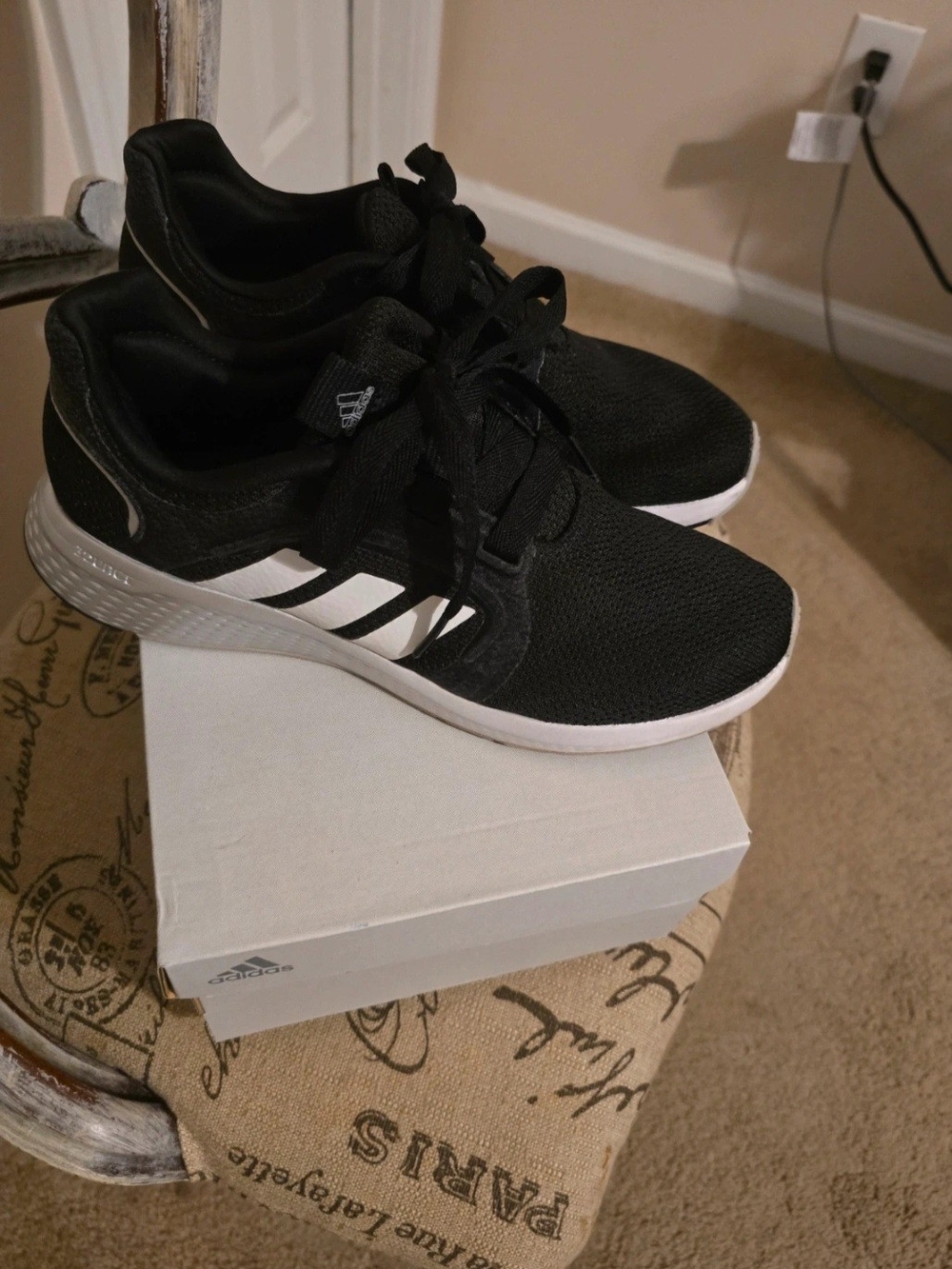 Womens Black/white/silver barely worn